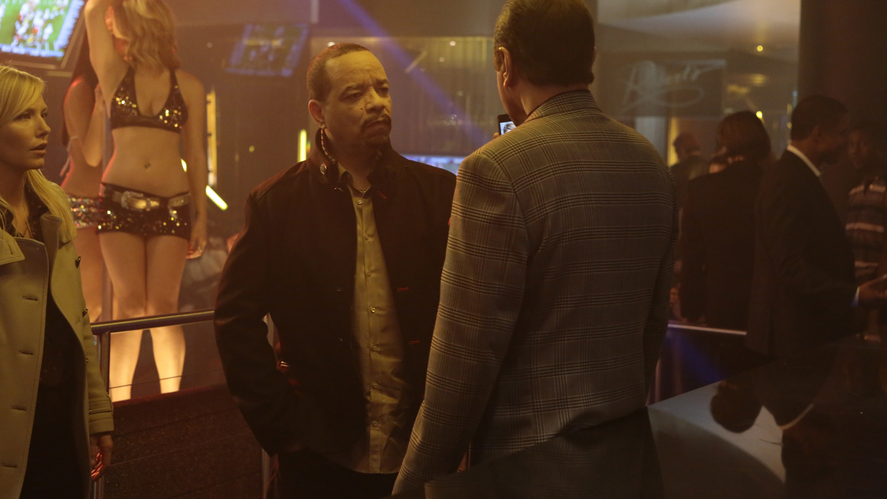 Kova laki: Erikoisyksikkö