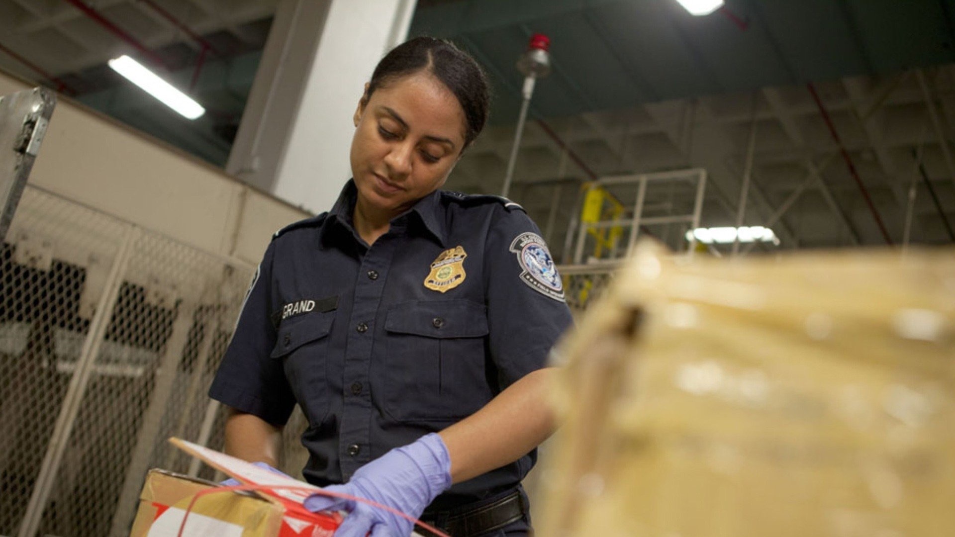 Salakuljettajat satimeen