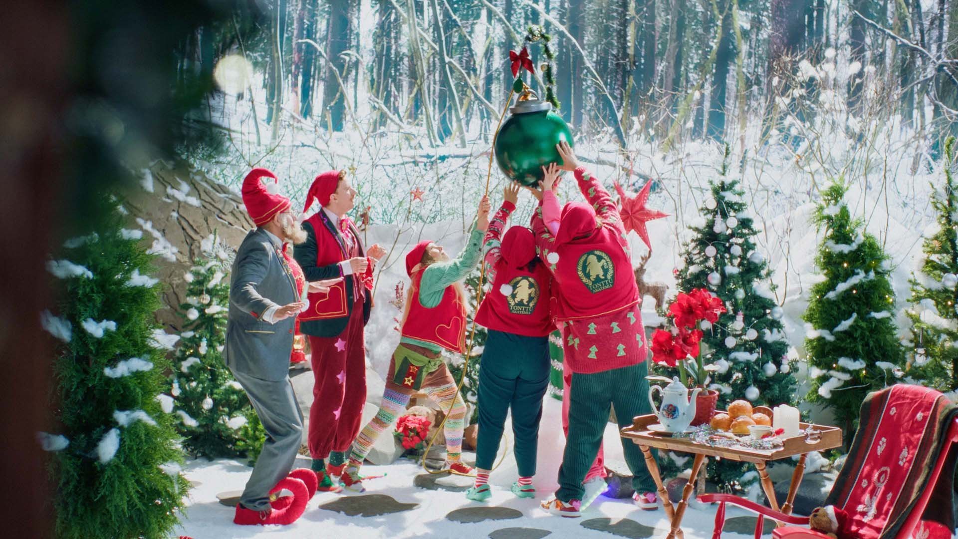 Joulukalenteri: Tonttuakatemia (S)