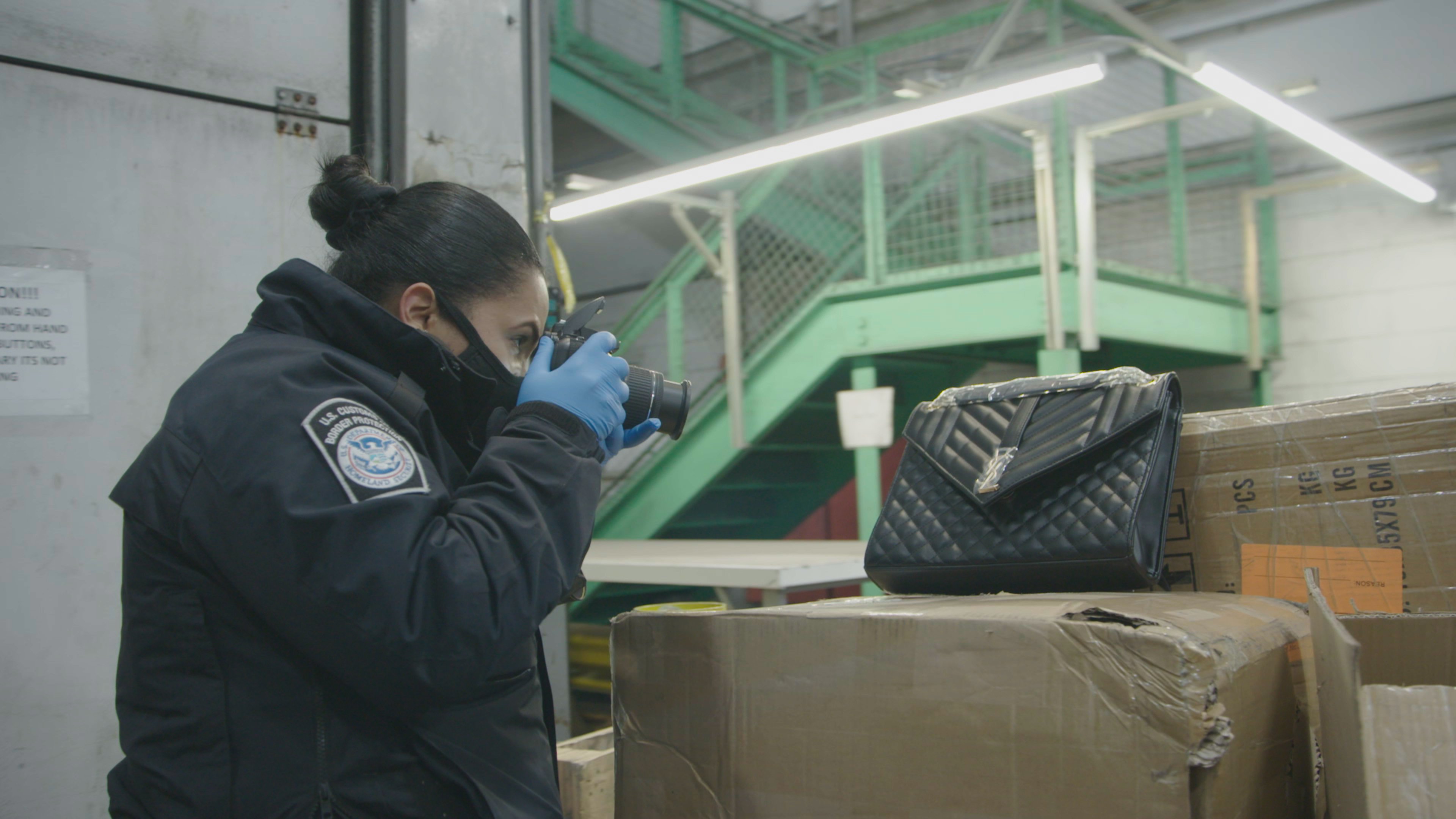 Salakuljettajat satimeen