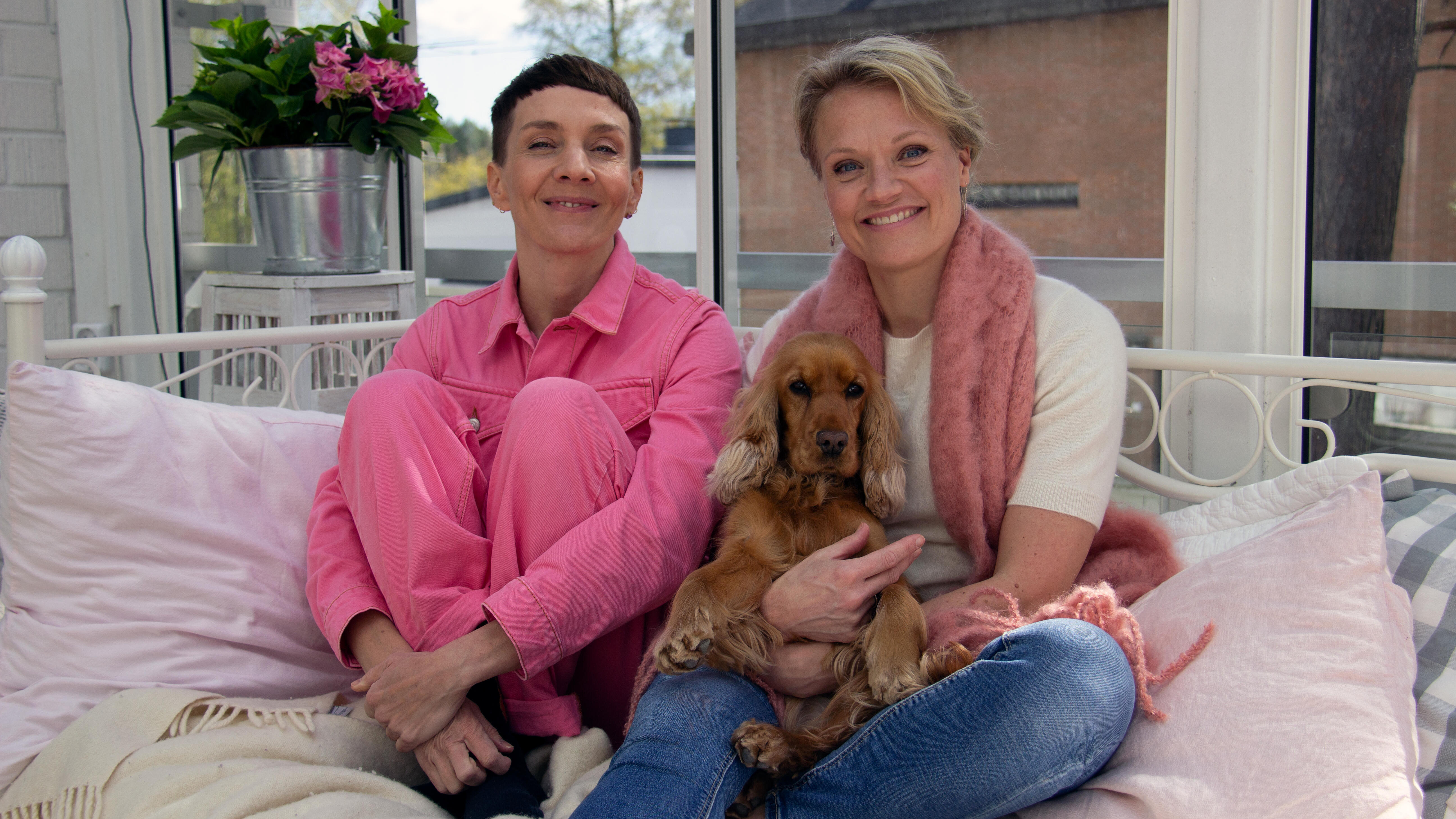 Yökylässä Maria Veitola