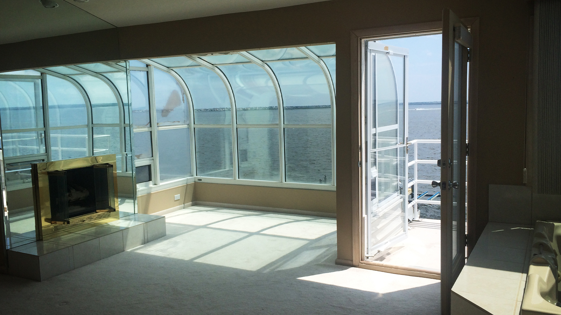 Kiinteistökaupoilla rahoiksi