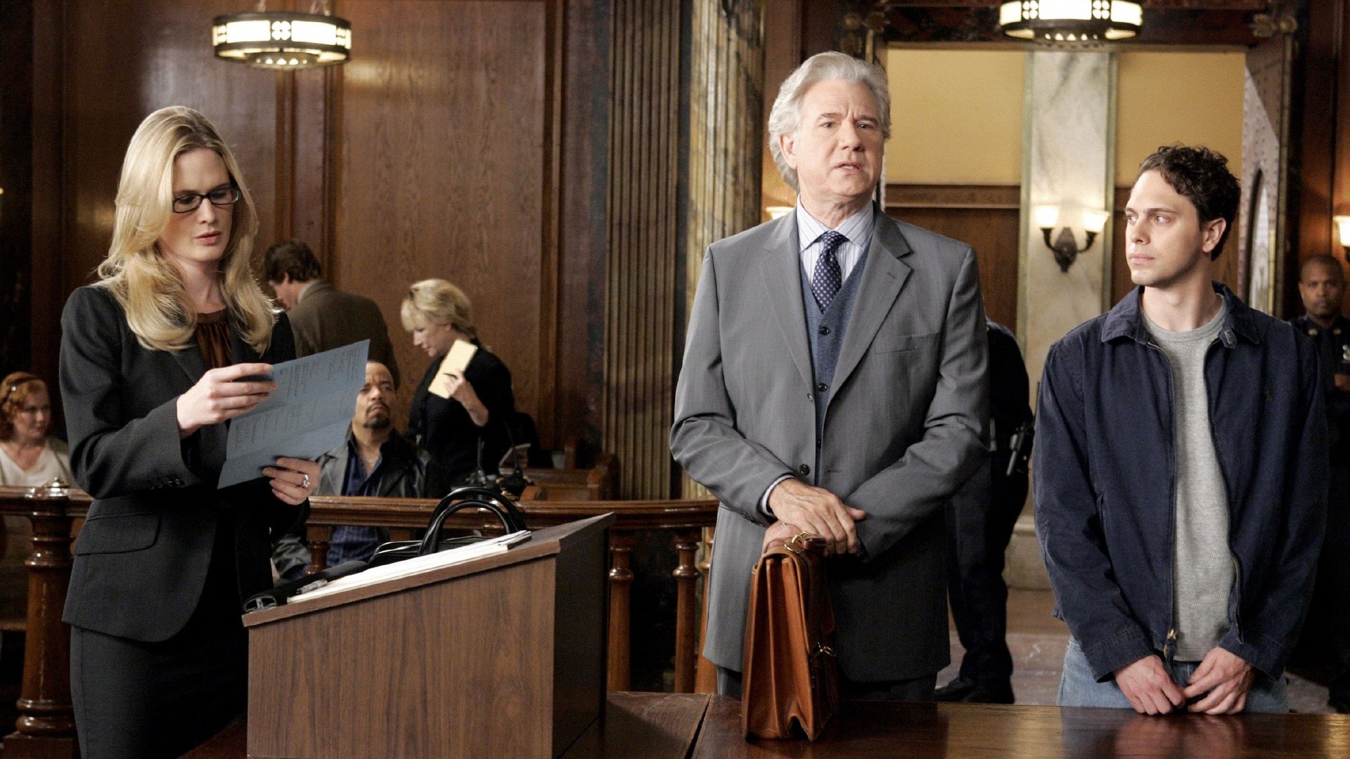 Kova laki: Erikoisyksikkö