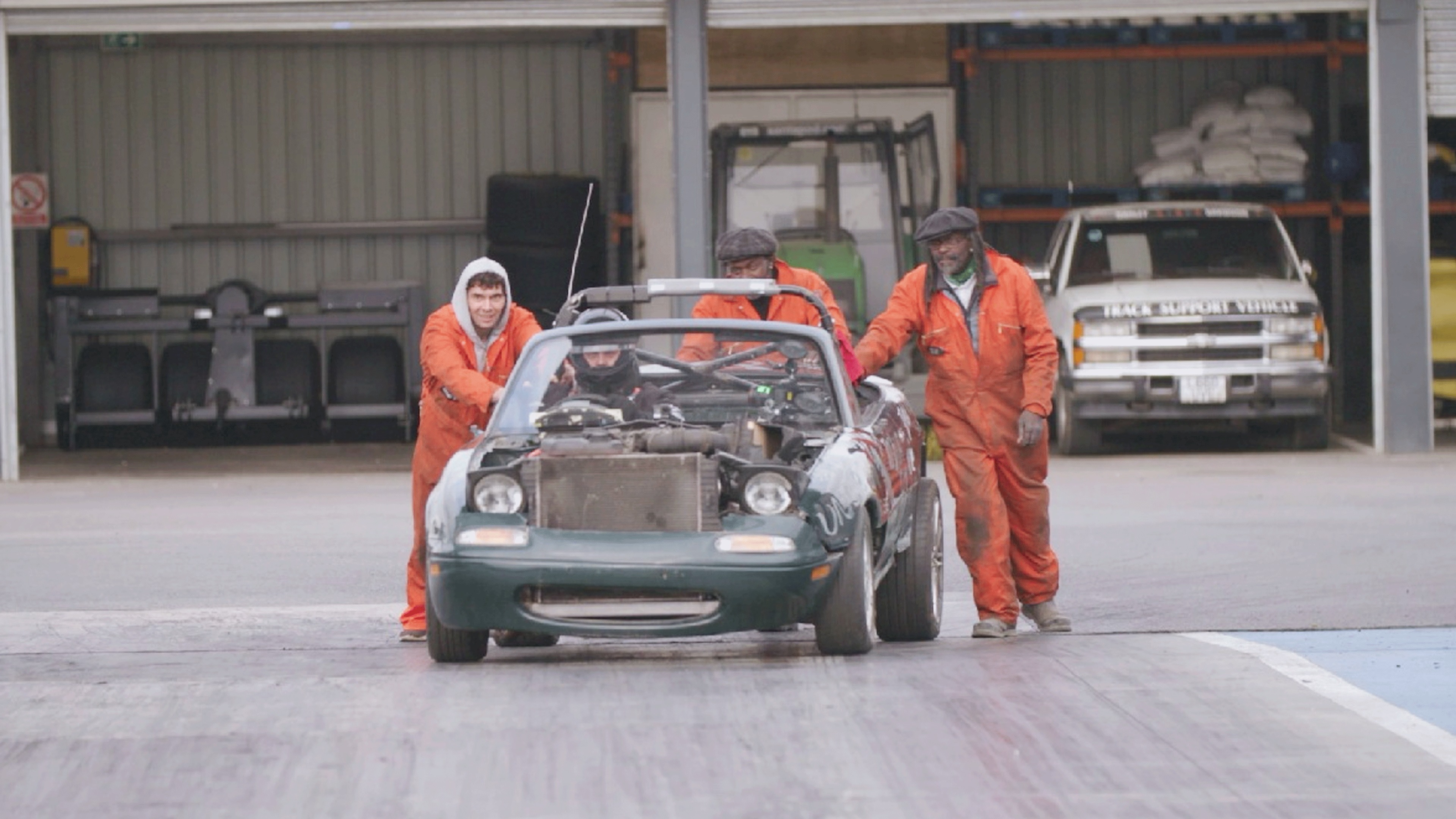 Romuttamon superauto