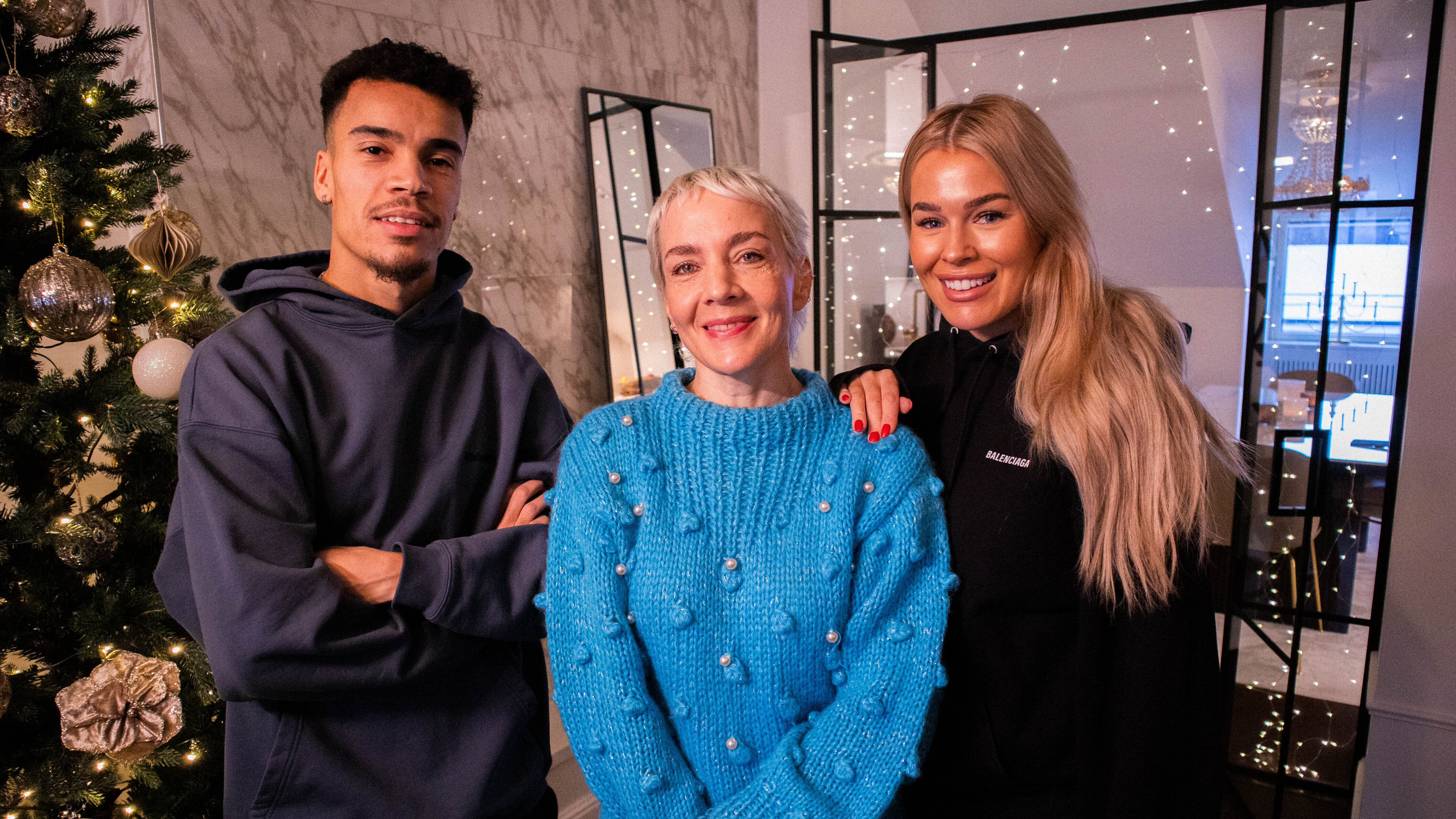 Yökylässä Maria Veitola