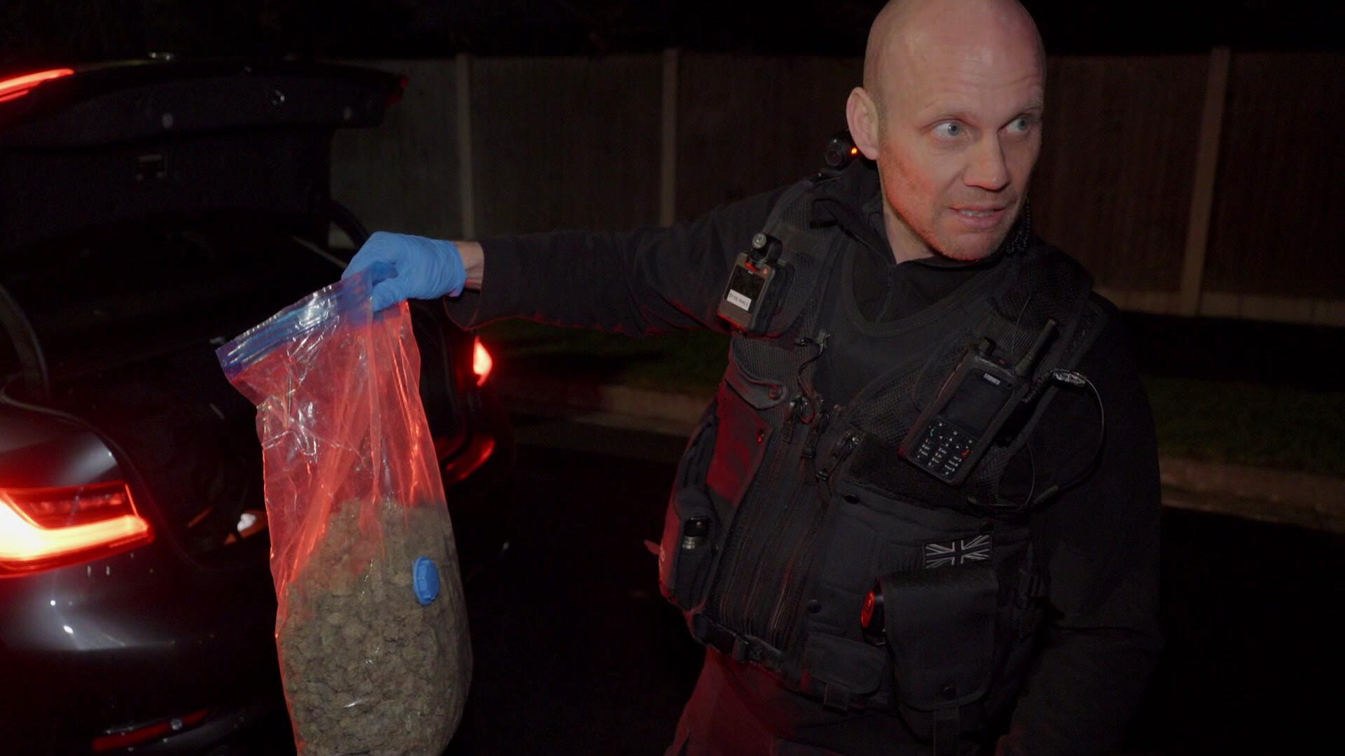 Poliisit UK: Ajojahti